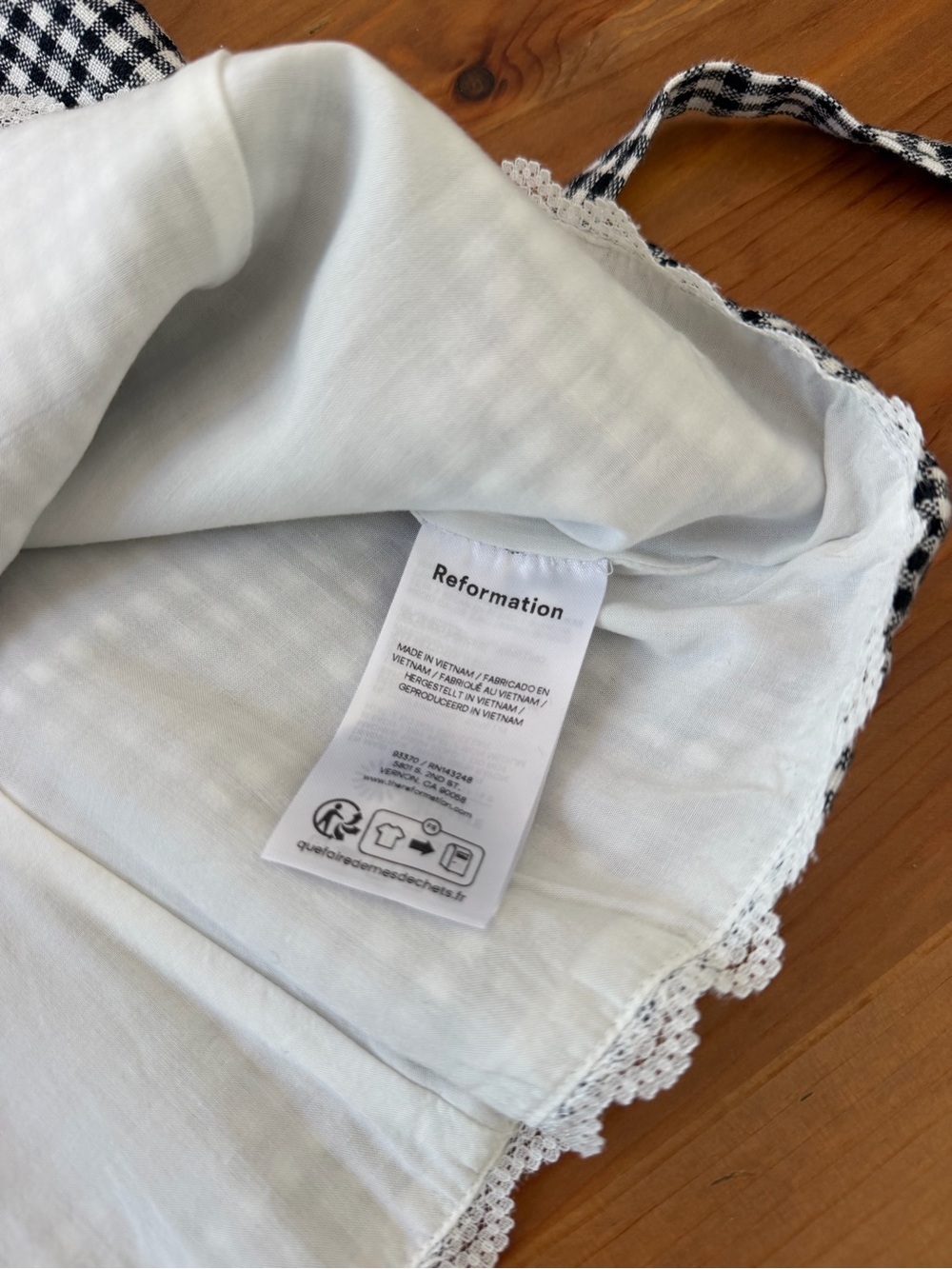 Reformation Amela Linen Top in Remy Check - Picture 8 of 12